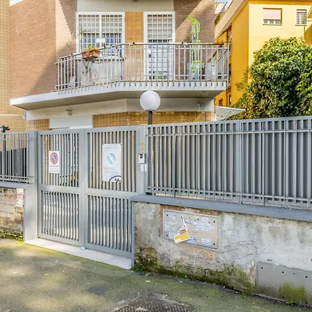 Al 32c Del Gianicolo *