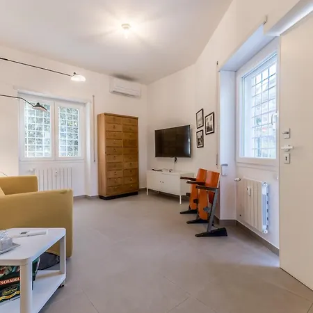 Al 32c Del Gianicolo Apartament *